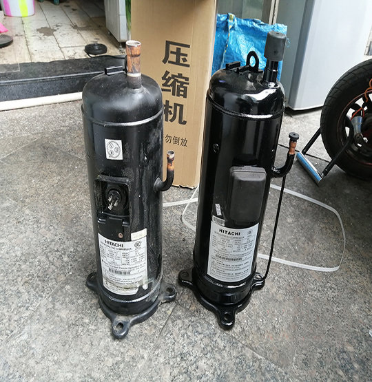尉犁中央空调压缩机的更换维修
